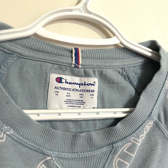 Women’s Champion Sweat-shirt - Picture 3 of 3